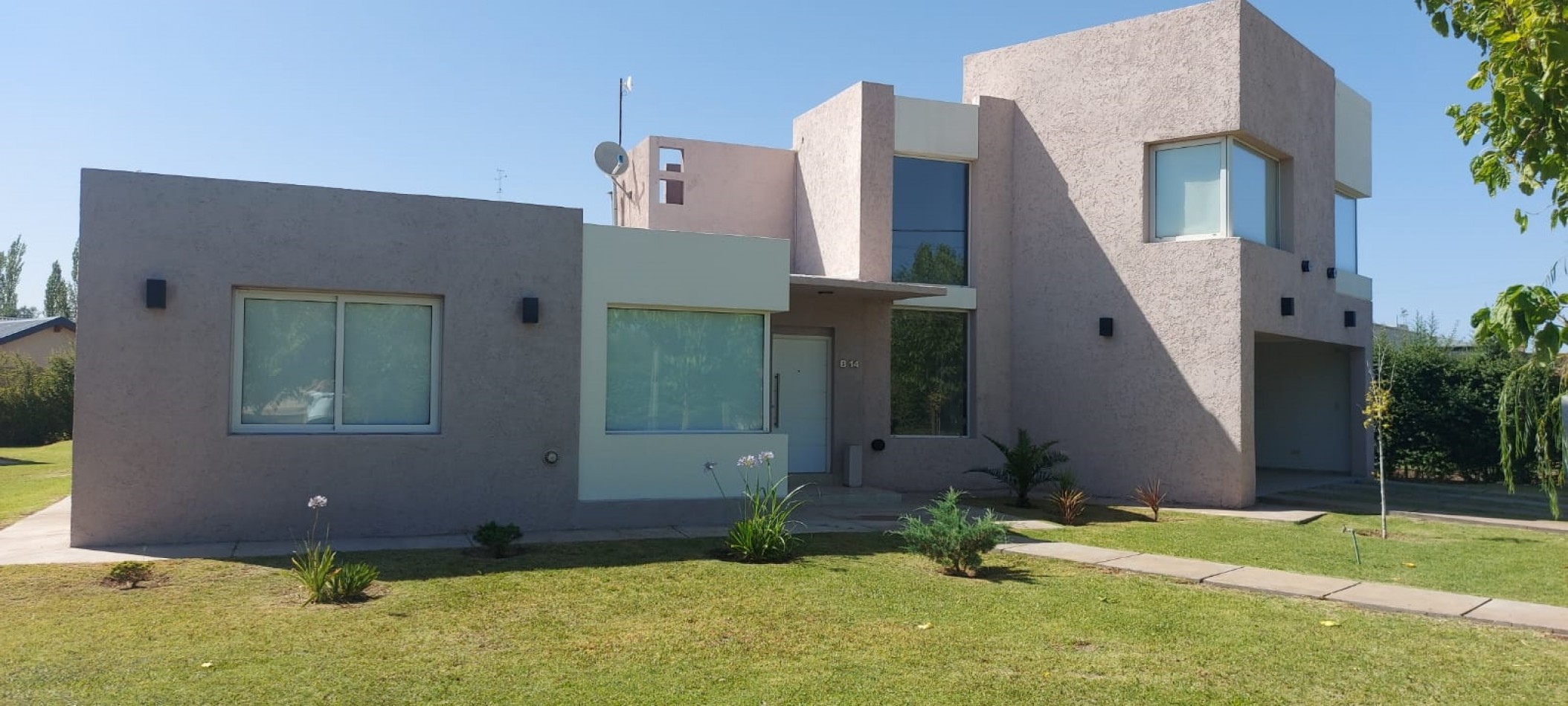 CASA EN VENTA BARRIO PRIVADO- APTA PARA CREDITO HIPOTECARIO