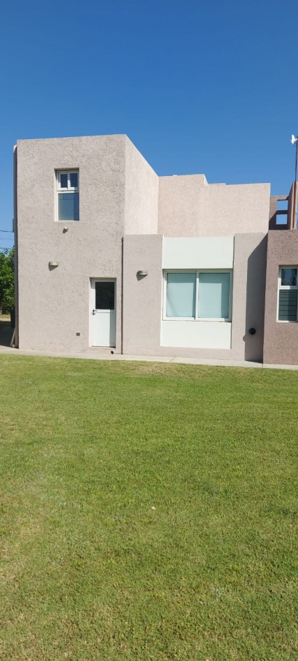 CASA EN VENTA BARRIO PRIVADO- APTA PARA CREDITO HIPOTECARIO