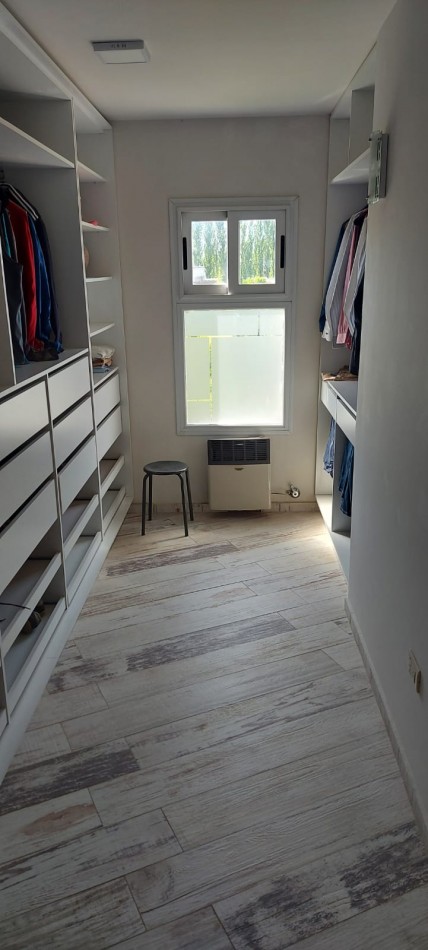 CASA EN VENTA BARRIO PRIVADO- APTA PARA CREDITO HIPOTECARIO