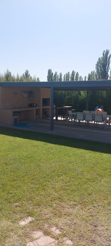 CASA EN VENTA BARRIO PRIVADO- APTA PARA CREDITO HIPOTECARIO