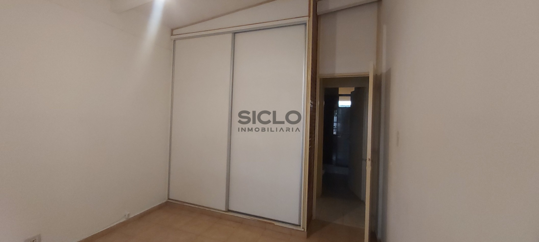 CASA UBICADA EN EL BARRIO UNIMEV  APTA PARA CREDITO HIPOTECARIO