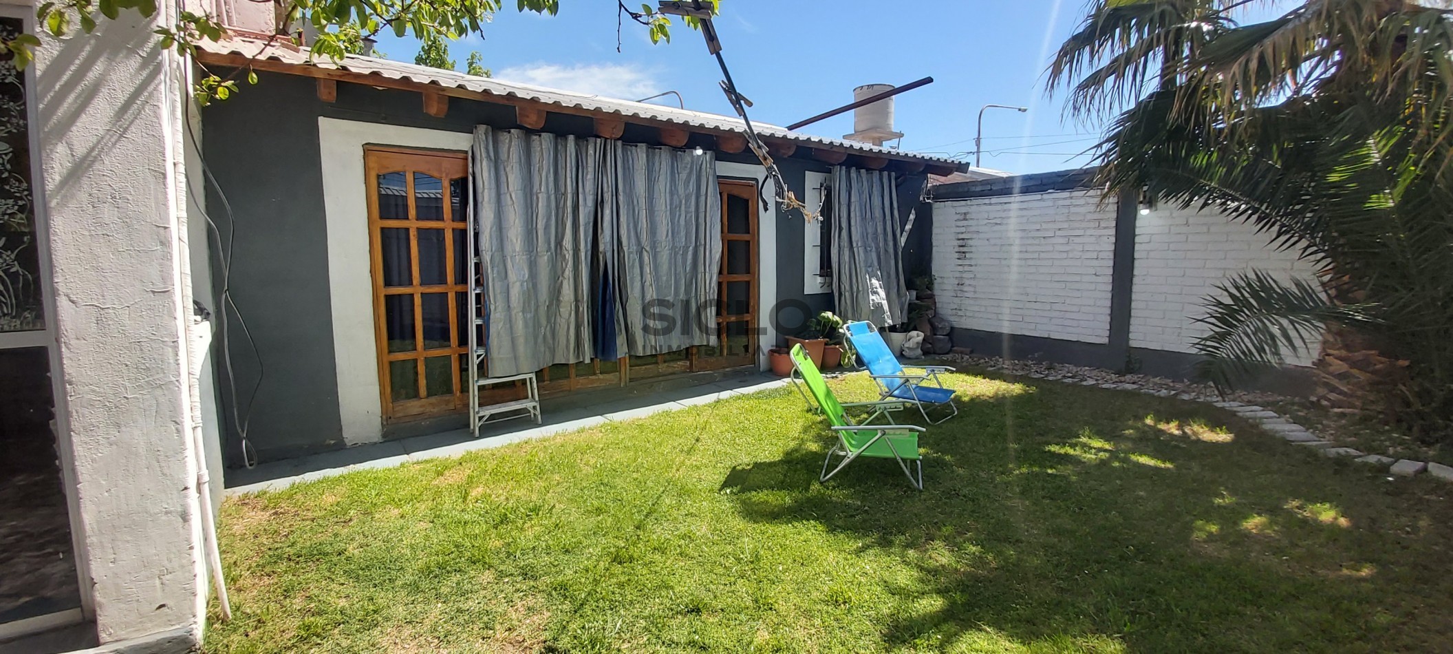 Casa familiar con ampliaciones y departamento en planta alta - Barrio Alberdi, San Rafael