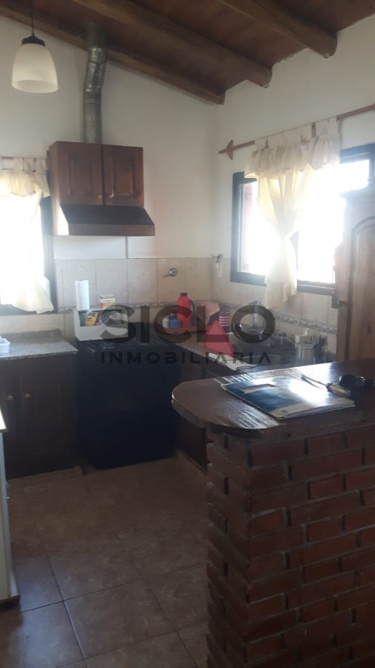 VENDO CASA EN RAMA CAIDA SOBRE RUTA 143 