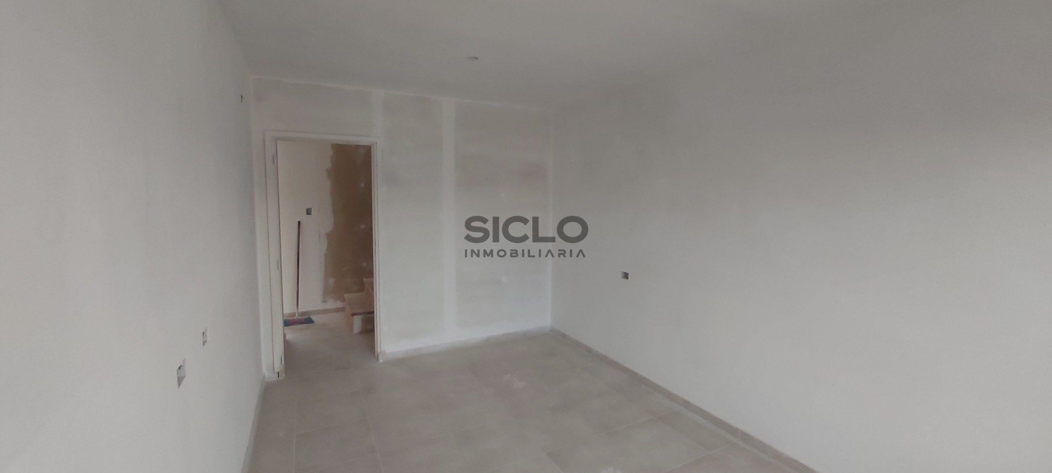 Tu Nuevo Comienzo Empieza Aqui: Estrena Casa en Barrio Alberdi, San Rafael
