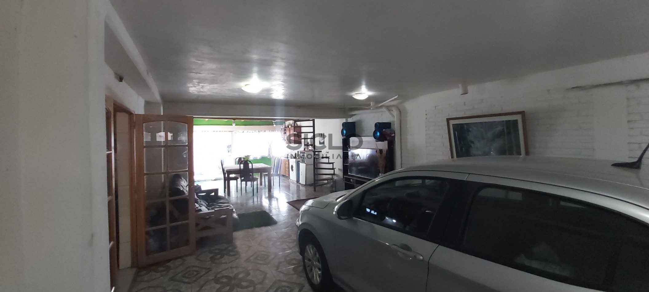 Casa familiar con ampliaciones y departamento en planta alta - Barrio Alberdi, San Rafael