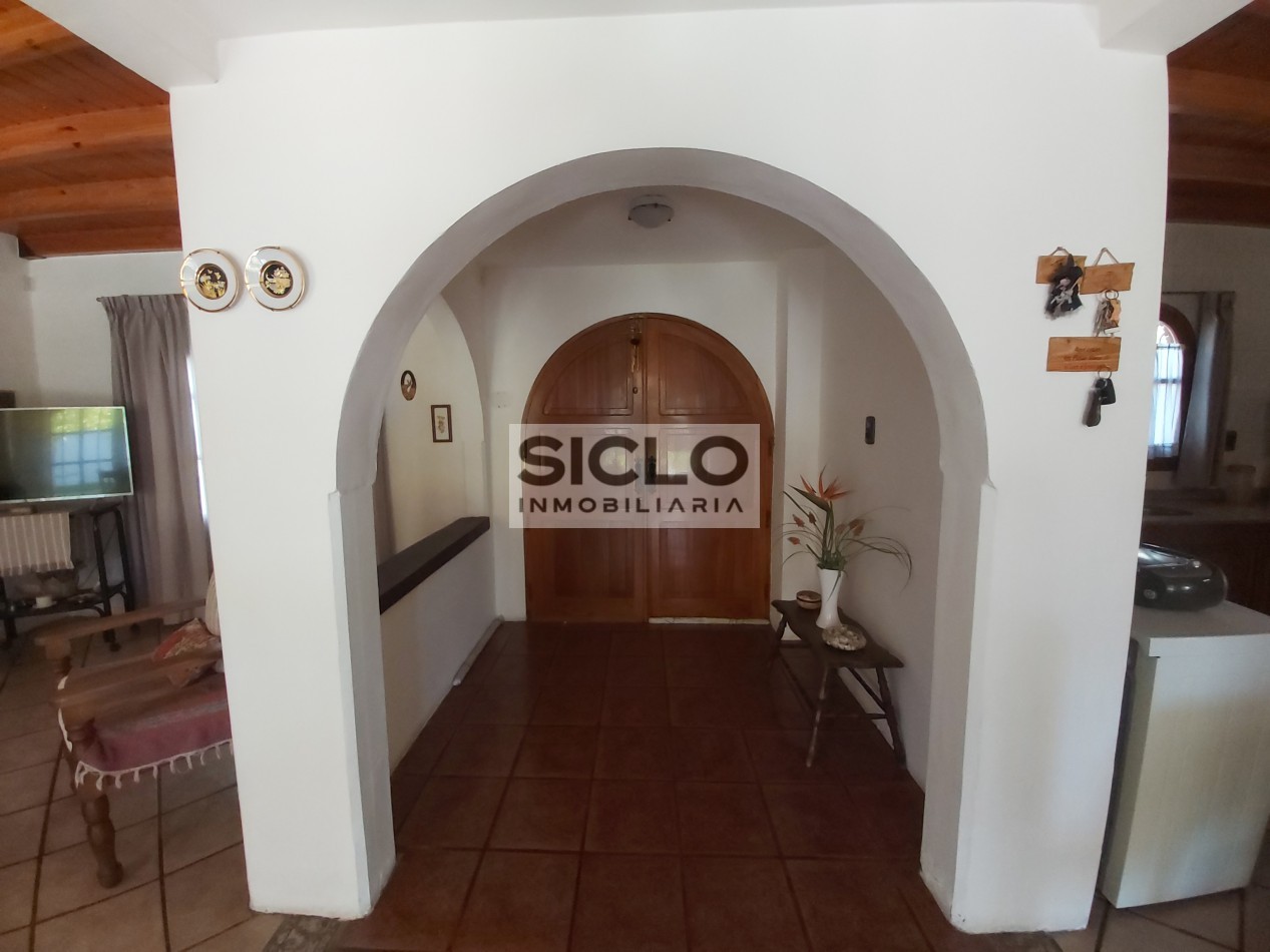 SE VENDA HERMOSA CASA EN EL BARRIO SAN RAFAEL- SAN RAFAEL MENDOZA