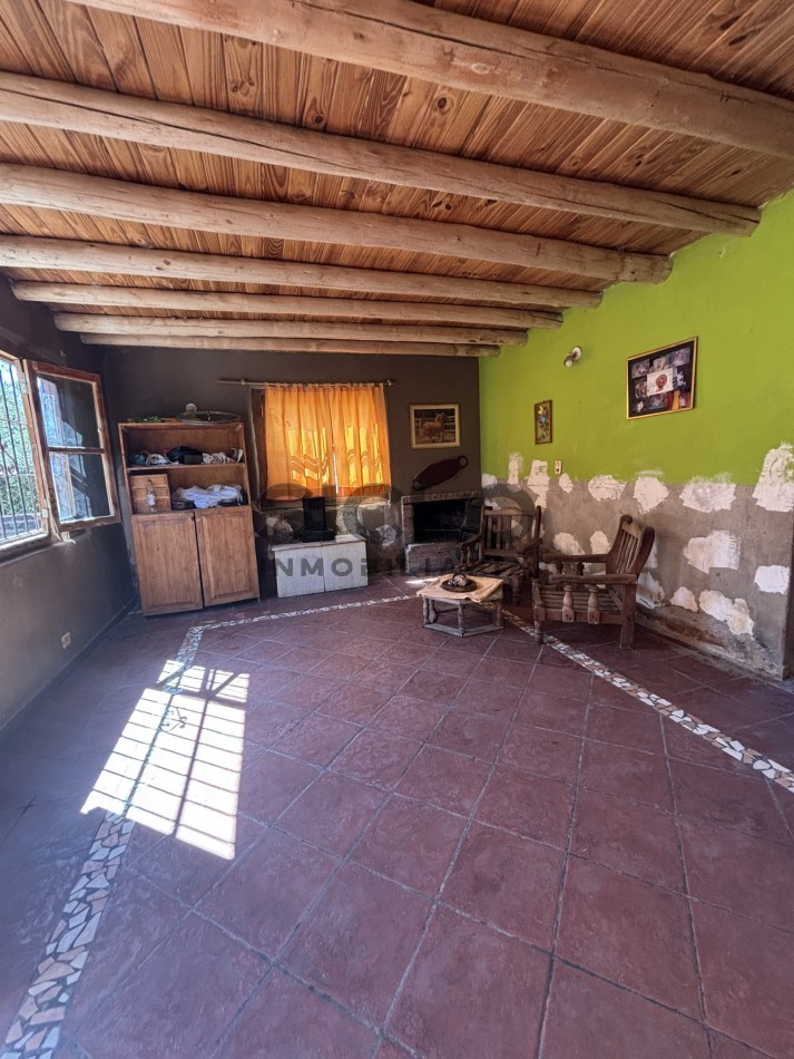 EXCELENTE PROPIEDAD EN RAMA CON DOS CASAS 