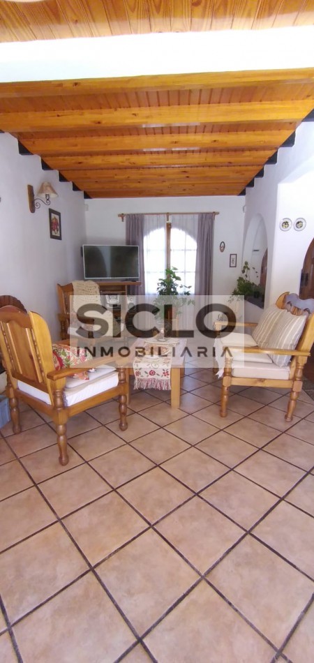 SE VENDA HERMOSA CASA EN EL BARRIO SAN RAFAEL- SAN RAFAEL MENDOZA