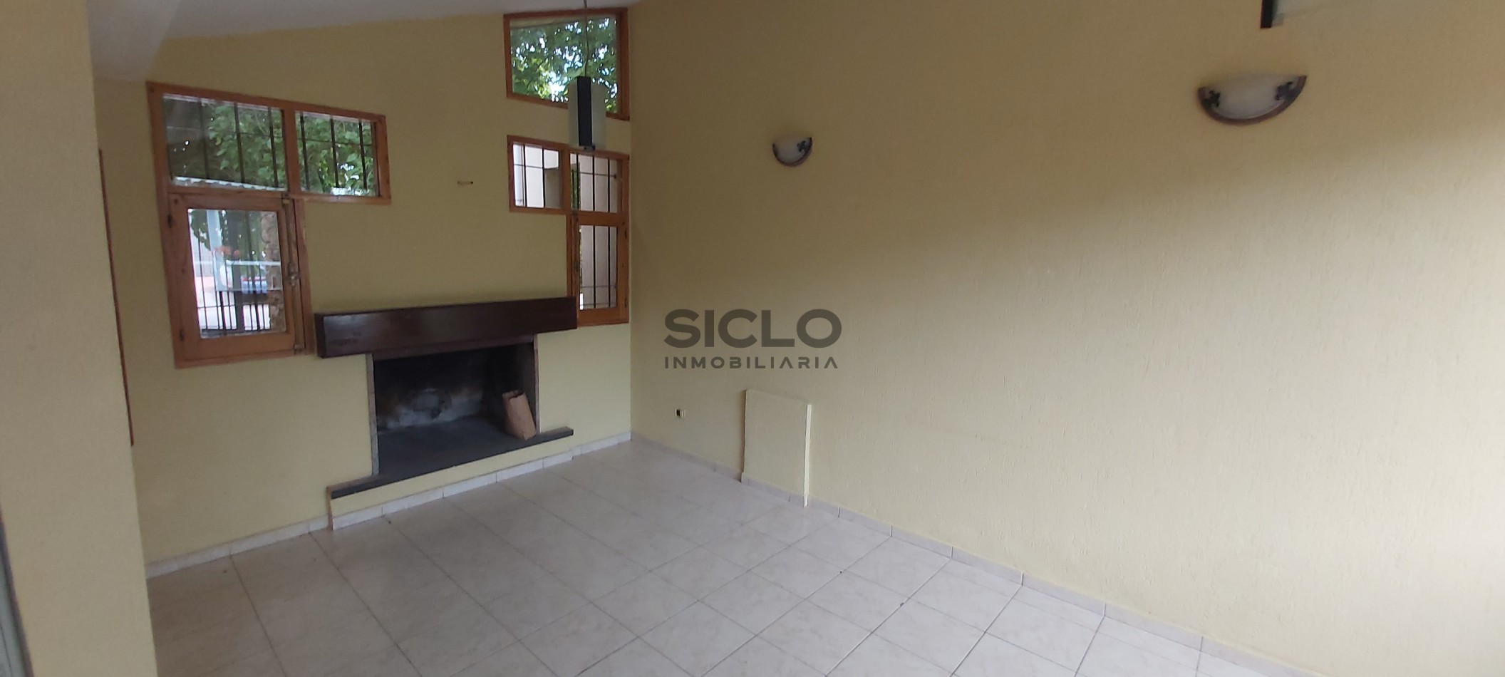 CASA UBICADA EN EL BARRIO UNIMEV  APTA PARA CREDITO HIPOTECARIO