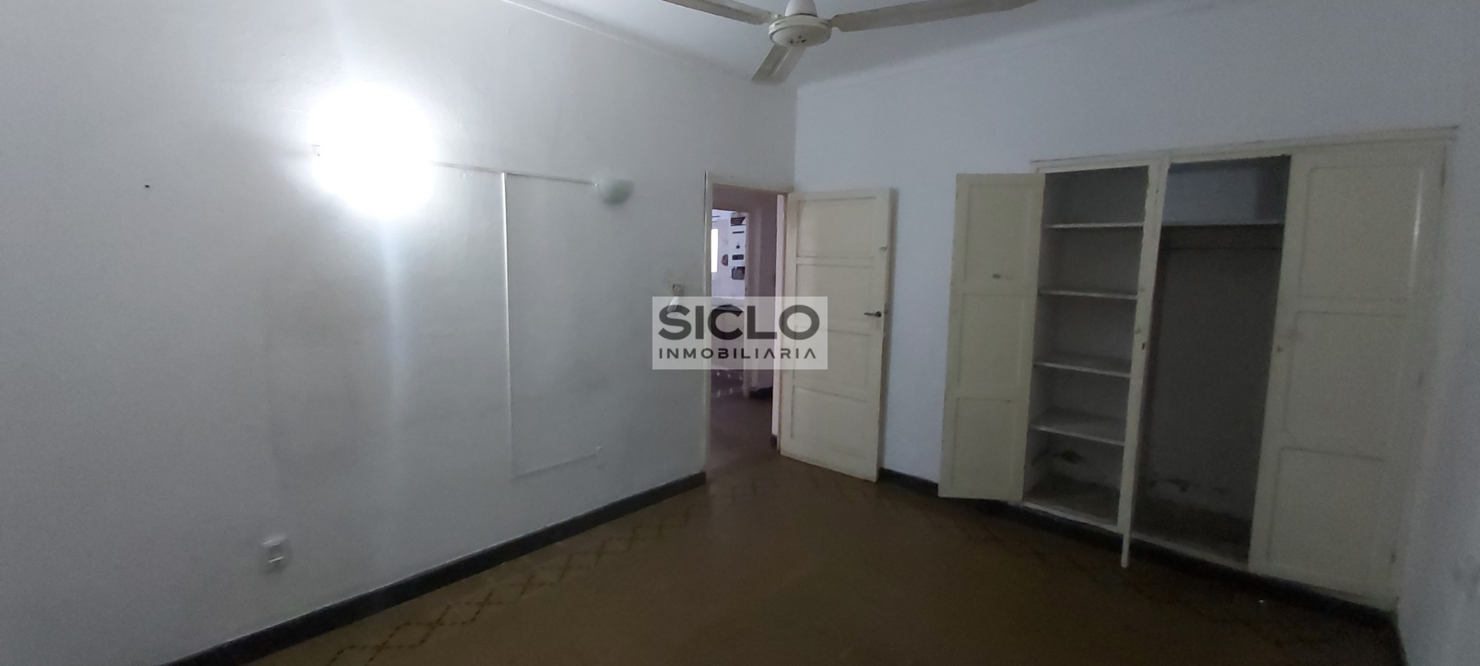 CASA EN VENTA SOBRE AV. ZAPATA SAN RAFEL MENDOZA, APTA PARA CREDITO HIPOTECARIO