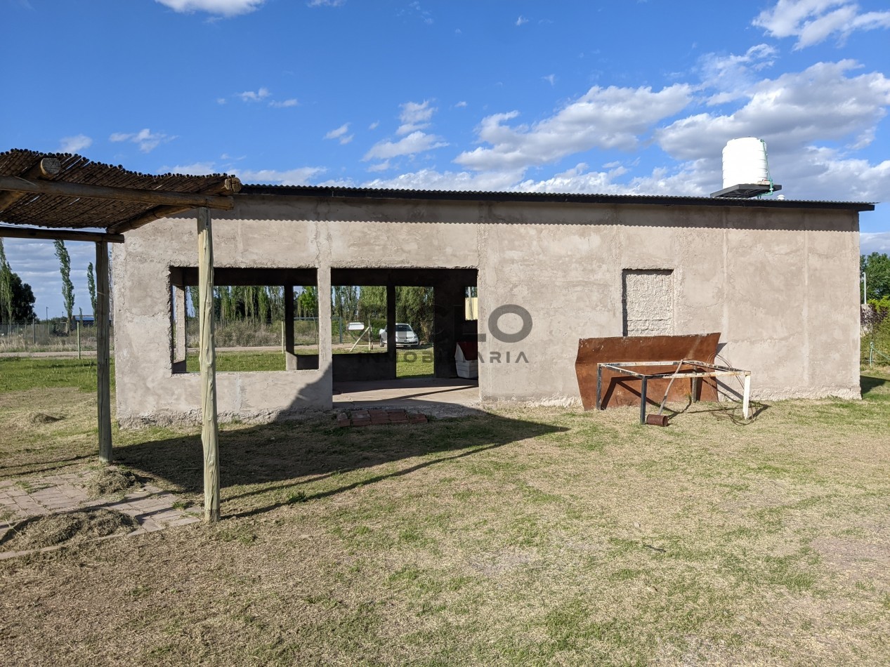 CASA A TERMINAR EN RAMA CAIDA, SAN RAFAEL MENDOZA,  IDEAL PROYECTO TURISTICOS 
