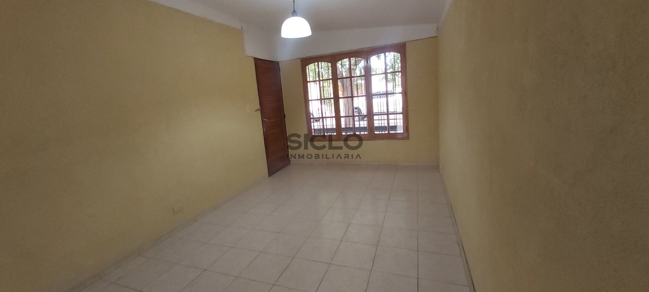 CASA UBICADA EN EL BARRIO UNIMEV  APTA PARA CREDITO HIPOTECARIO