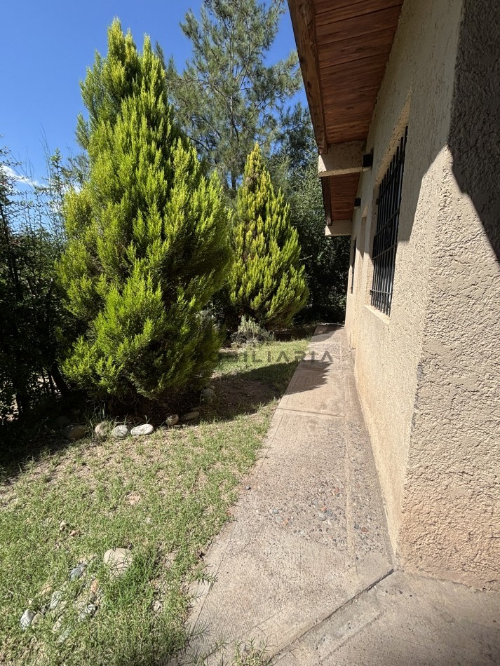 EXCELENTE PROPIEDAD EN RAMA CON DOS CASAS 