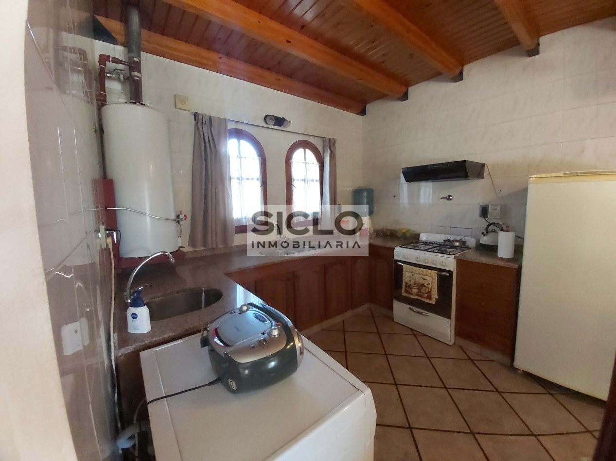 SE VENDA HERMOSA CASA EN EL BARRIO SAN RAFAEL- SAN RAFAEL MENDOZA