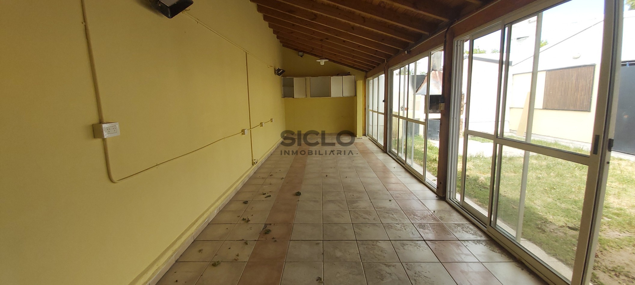 CASA UBICADA EN EL BARRIO UNIMEV  APTA PARA CREDITO HIPOTECARIO