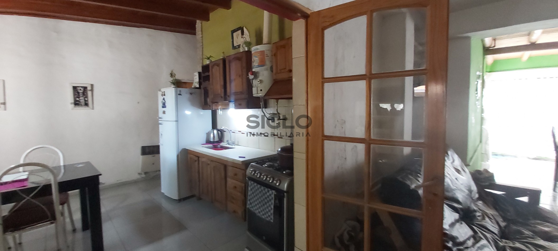 Casa familiar con ampliaciones y departamento en planta alta - Barrio Alberdi, San Rafael