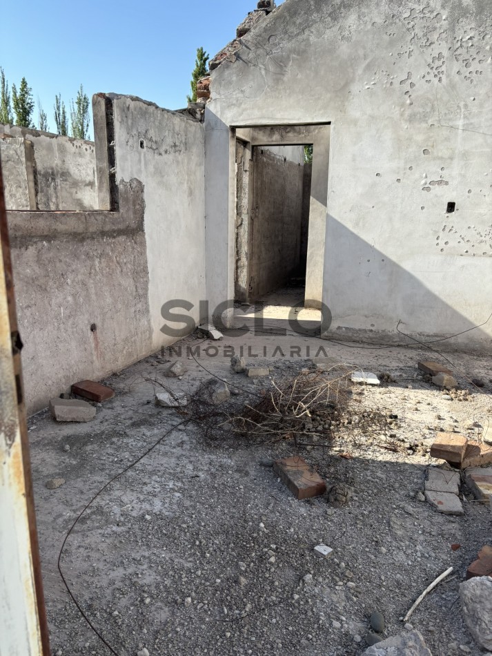 EXCELENTE PROPIEDAD EN RAMA CON DOS CASAS 