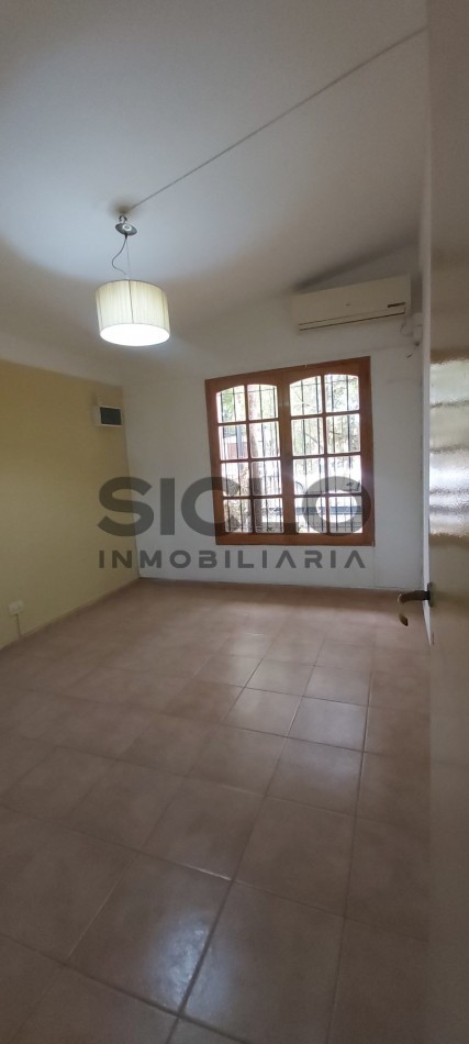 CASA UBICADA EN EL BARRIO UNIMEV  APTA PARA CREDITO HIPOTECARIO