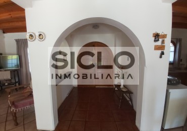 SE VENDA HERMOSA CASA EN EL BARRIO SAN RAFAEL- SAN RAFAEL MENDOZA
