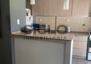 MODERNA CASA DE 3 DORMITORIOS  EN EXCELENTE UBICACION 