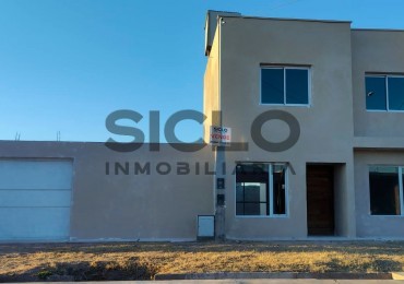 Casa a Estrenar, en Barrio Alberdi, San Rafael